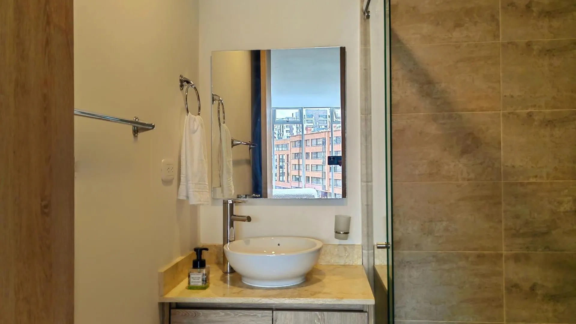 아파트 Aparta Estudio Tipo Loft Usaquen / Cozy Loft In 보고타